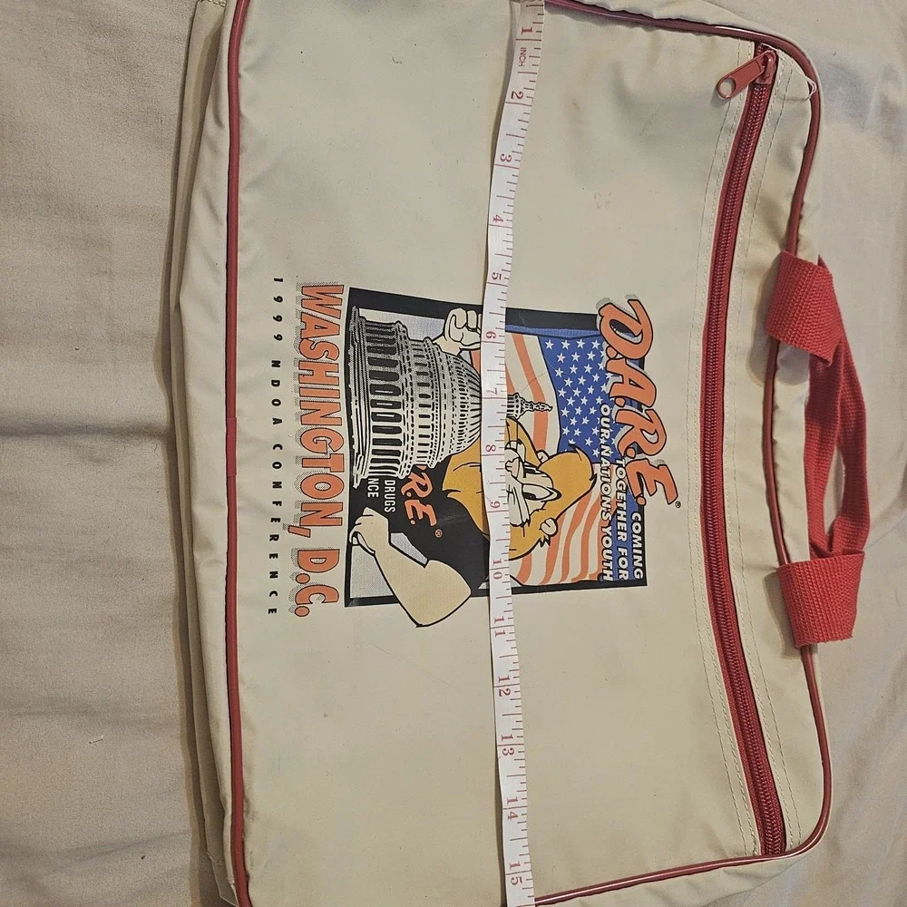 Rare Vintage 90's D.A.R.E To Resist Drugs And Violence Washington DC Bag